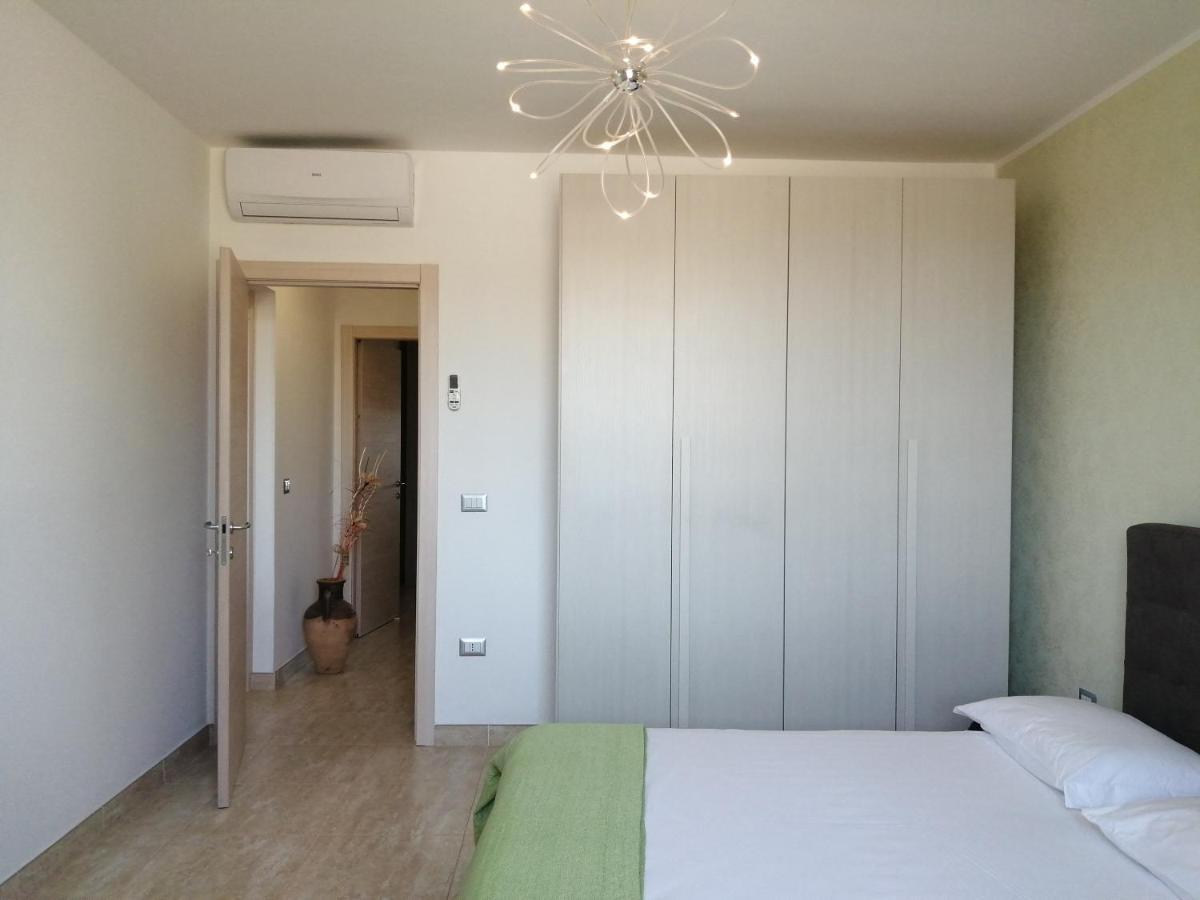 Tenuta Ingegna Apartments Порто Чезарео Екстериор снимка