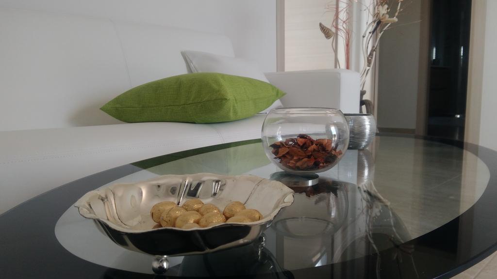 Tenuta Ingegna Apartments Порто Чезарео Екстериор снимка